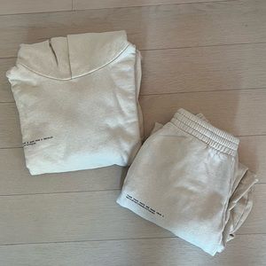 Pangaia Sand Sweatshirt and Sweatpants Set Size XXS (cream)